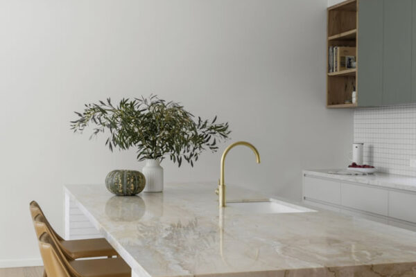 gallery-JED_MtEliza_LR_013_Allison-Rd-Mt-Eliza